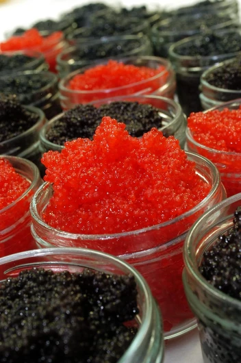 200g (2x100g) Œufs De Lompe Noirs + 200g (2x100g) Œufs De Lompe Rouges - Black or Red Lumpfish eggs 400g