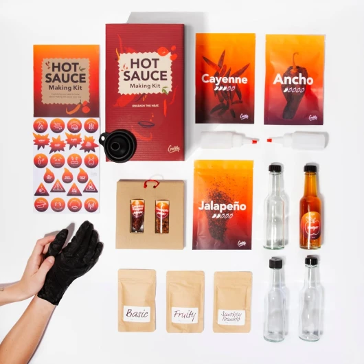 Kit de Fabrication de Sauce Piquante - DIY Sauce Piquante - Coffret Cadeau pour Amateurs de Piment et passionnés de cuisine épicée - Idée Cadeau Originale pour Anniversaire, Noël, Saint-Valentin